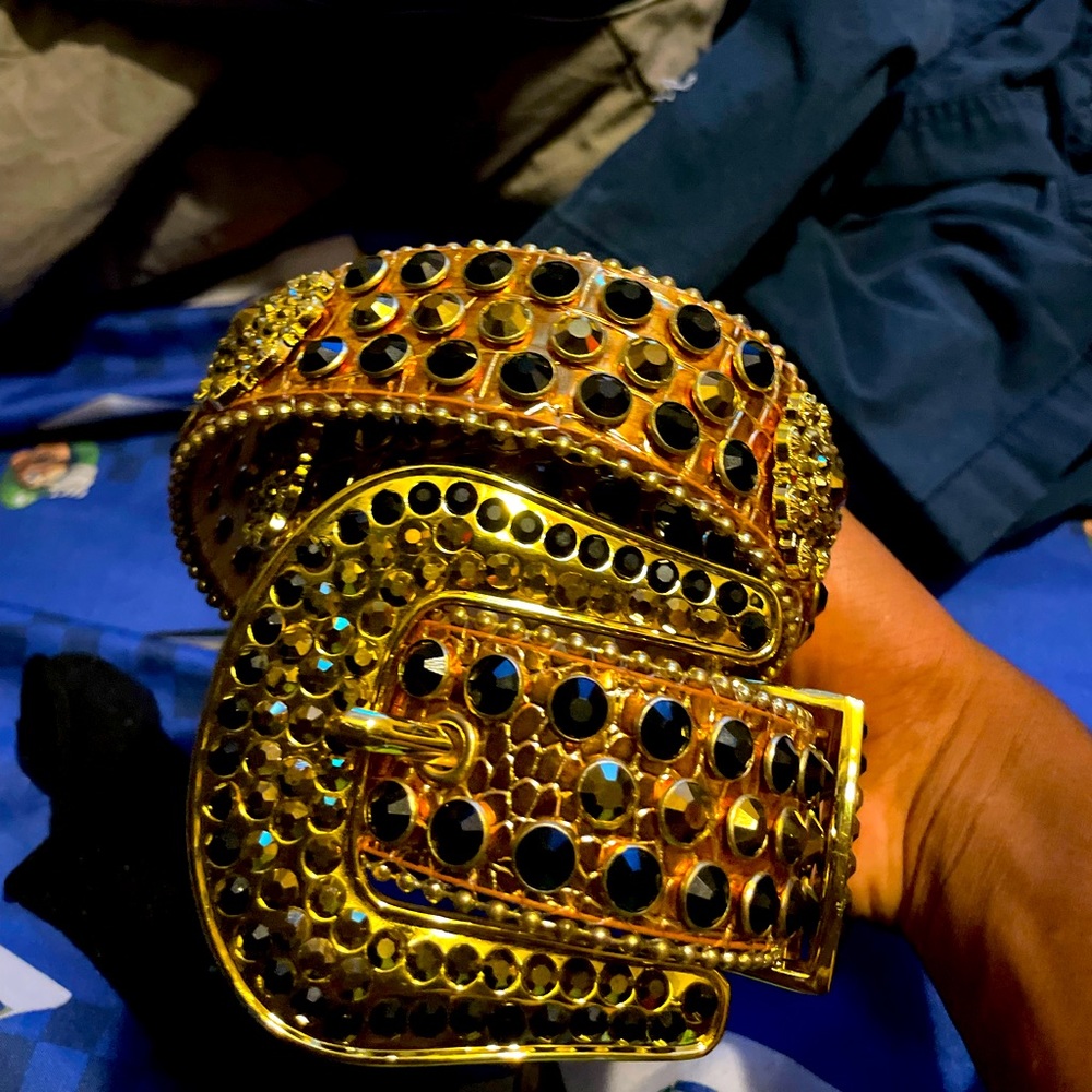 Selling for 150$